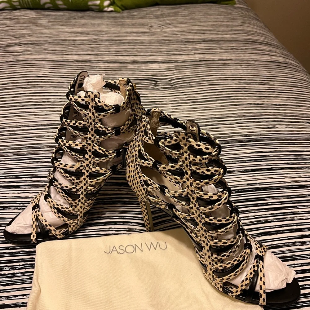 Jason Wu sandal never worn - Picture 1 of 9